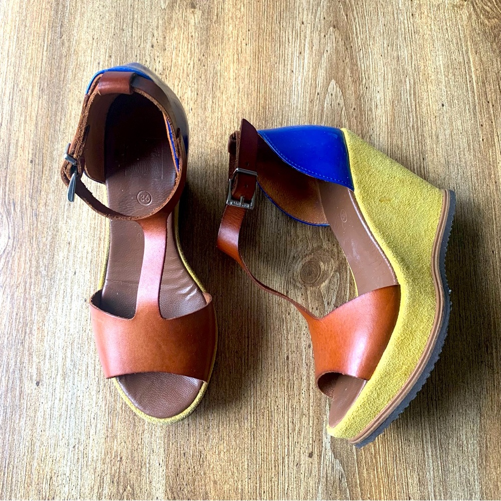 Vita Unica Colourful Wedge Sandals